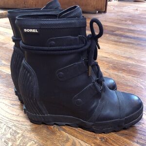 Sorel rubber moto-boots